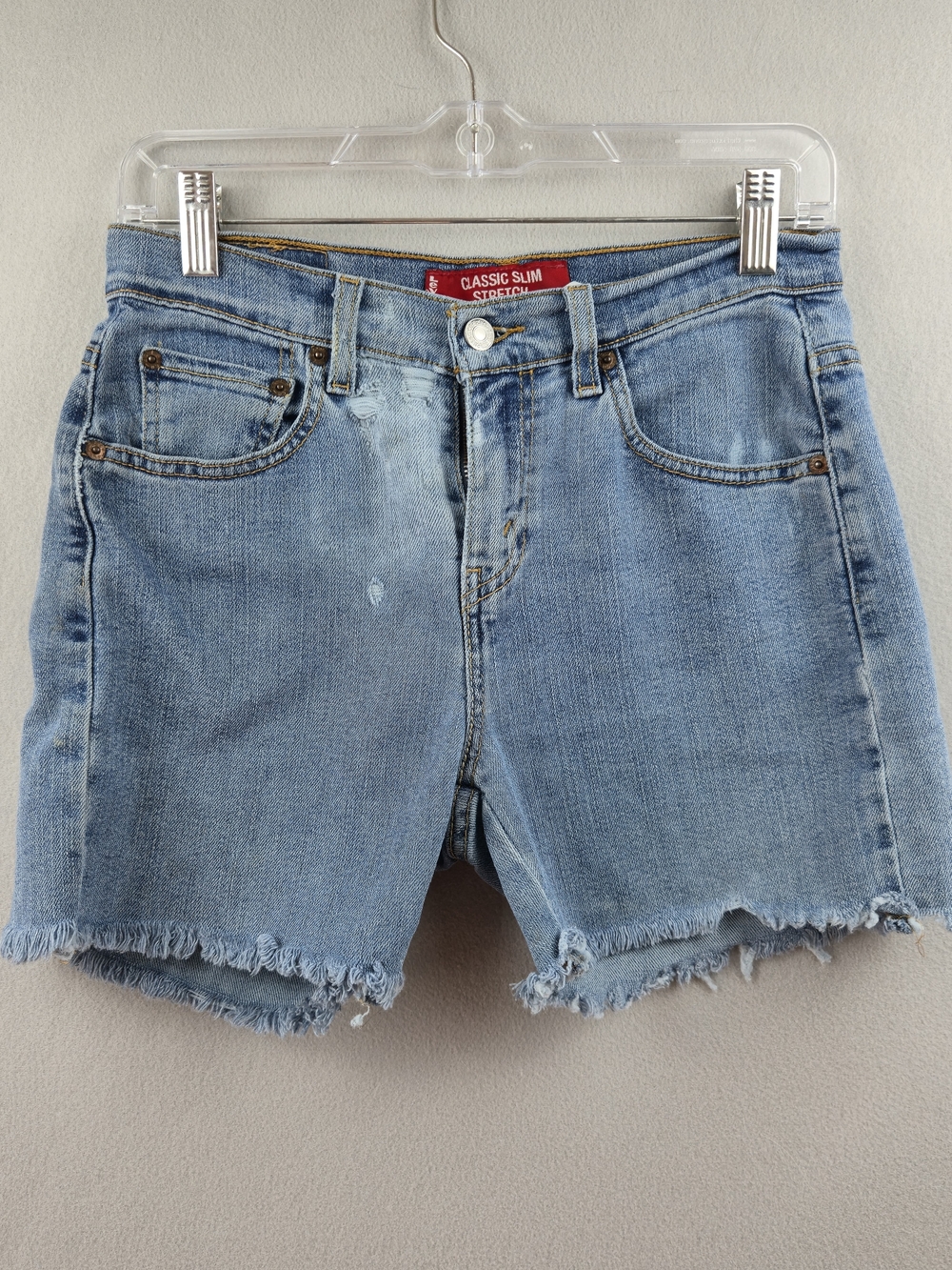 Vintage Levi’s Classic Slim Stretch Cutoff Denim Shorts Size 6 Y2K Light Wash